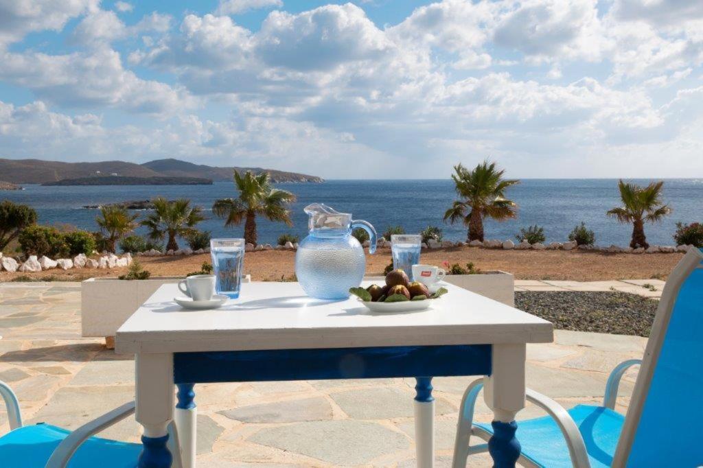 פיניקאס Sea View Studios מראה חיצוני תמונה