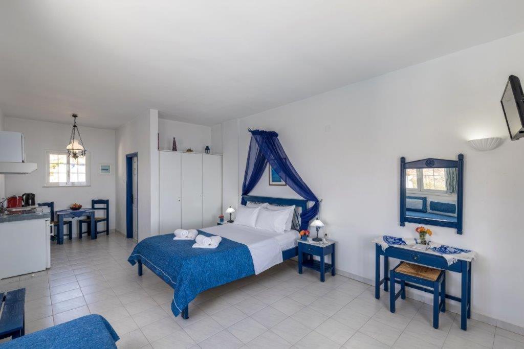 פיניקאס Sea View Studios מראה חיצוני תמונה