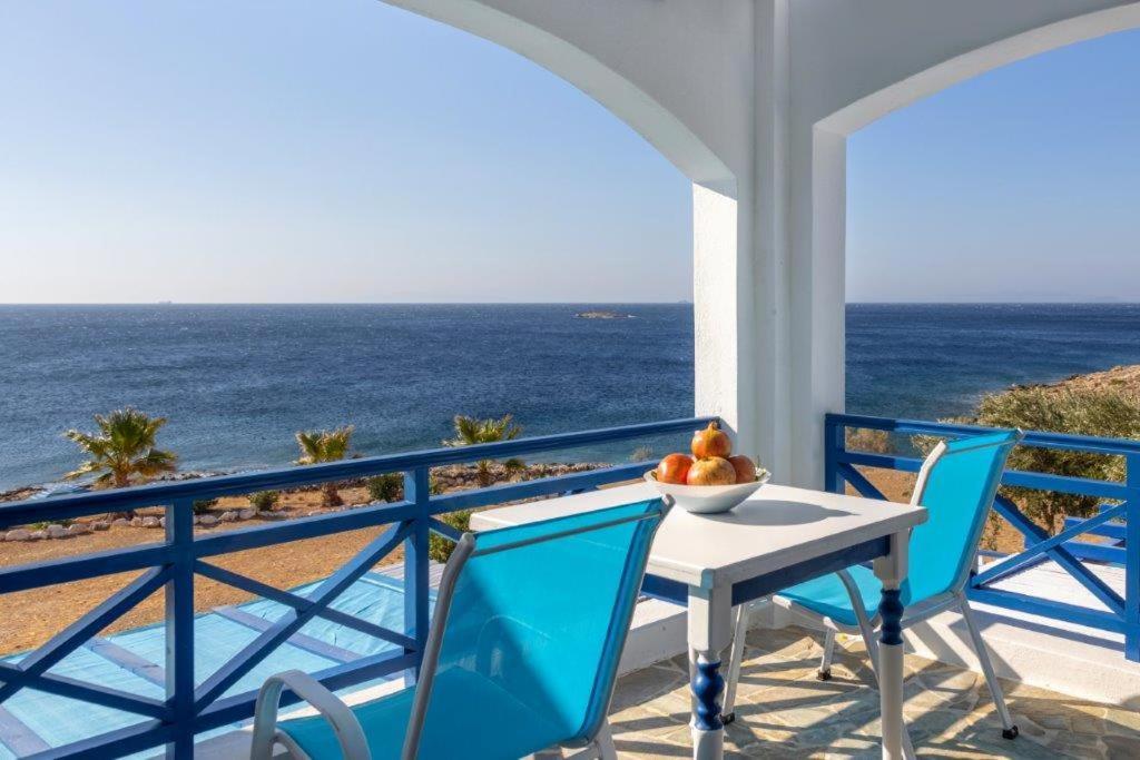 פיניקאס Sea View Studios מראה חיצוני תמונה