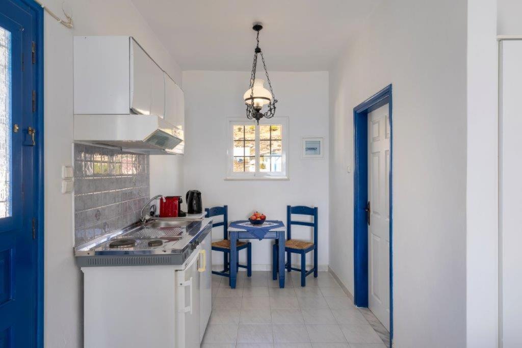 פיניקאס Sea View Studios מראה חיצוני תמונה